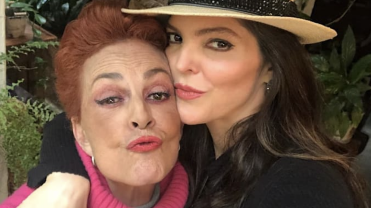 Ana Bárbara leda una emotiva despedida a Talina Fernández post thumbnail image