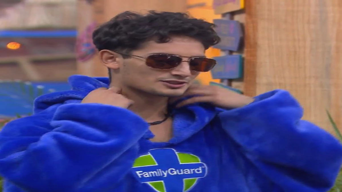 Emilio Osorio se equivoca al decir el nombre de la marca Patrocinadora post thumbnail image