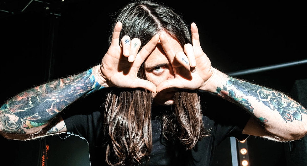 THY ART IS MURDER: CJ McMahon Habla Sobre su Expulsión y la Polémica en las Redes Sociales post thumbnail image
