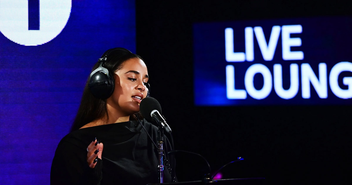 Jorja Smith deslumbra con su versión de “As It Was” de Harry Styles post thumbnail image