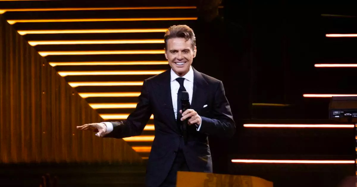 Luis Miguel preocupa a sus fans: Demuestra malestar en sus conciertos post thumbnail image