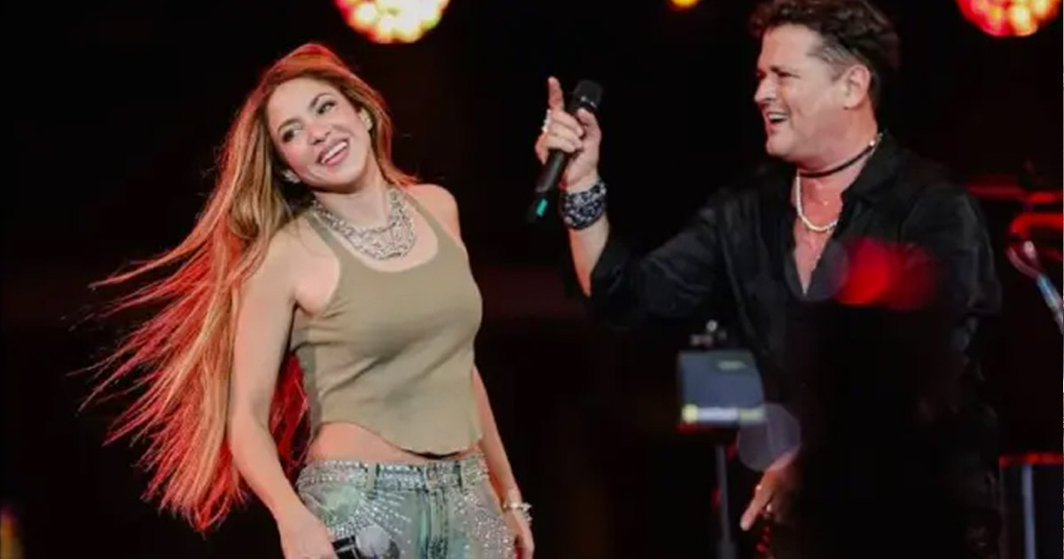 VIDEO: Shakira aparece en el concierto de Carlos Vives y juntos reviven “La Bicicleta”. post thumbnail image