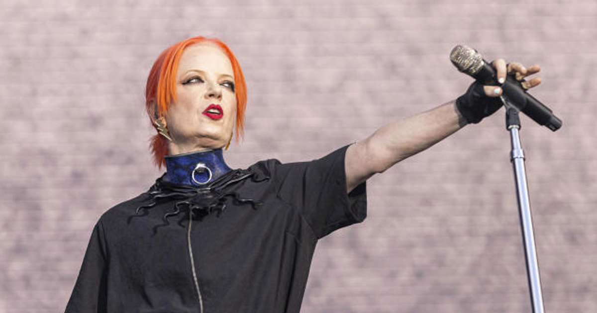 Shirley Manson de Garbage detiene pelea en pleno concierto post thumbnail image
