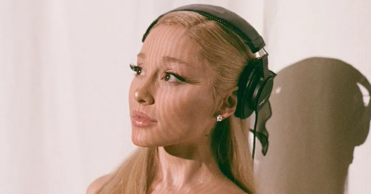¡Ariana Grande regresa con nuevo álbum! post thumbnail image