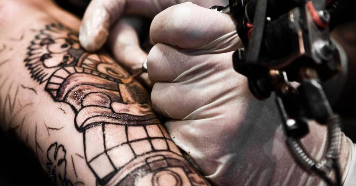 ¿Sabes que significan tus tatuajes? Aquí te decimos su simbolismo más profundo. post thumbnail image