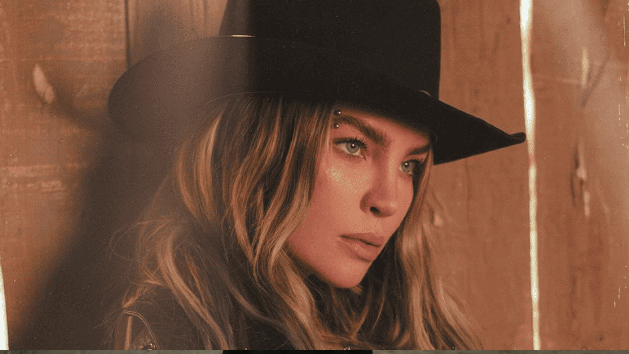 Belinda  desata especulaciones de embarazo durante su relación con Christian Nodal post thumbnail image