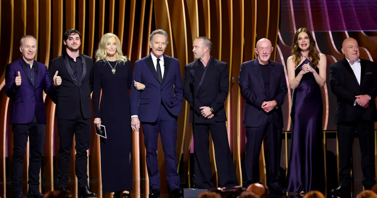 Elenco de Breaking Bad se reúne en los SAG Awards (Video) post thumbnail image