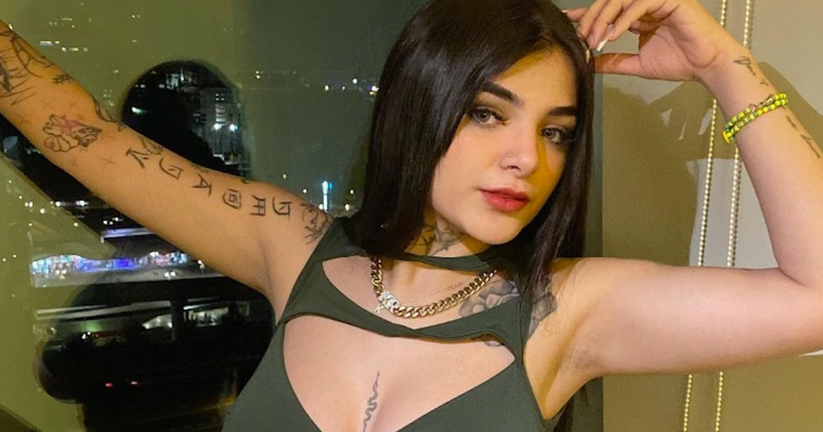 ¡Karely Ruiz pagará a quién se tatue su cara! Aquí te decimos cuanto dinero ofrece la modelo post thumbnail image