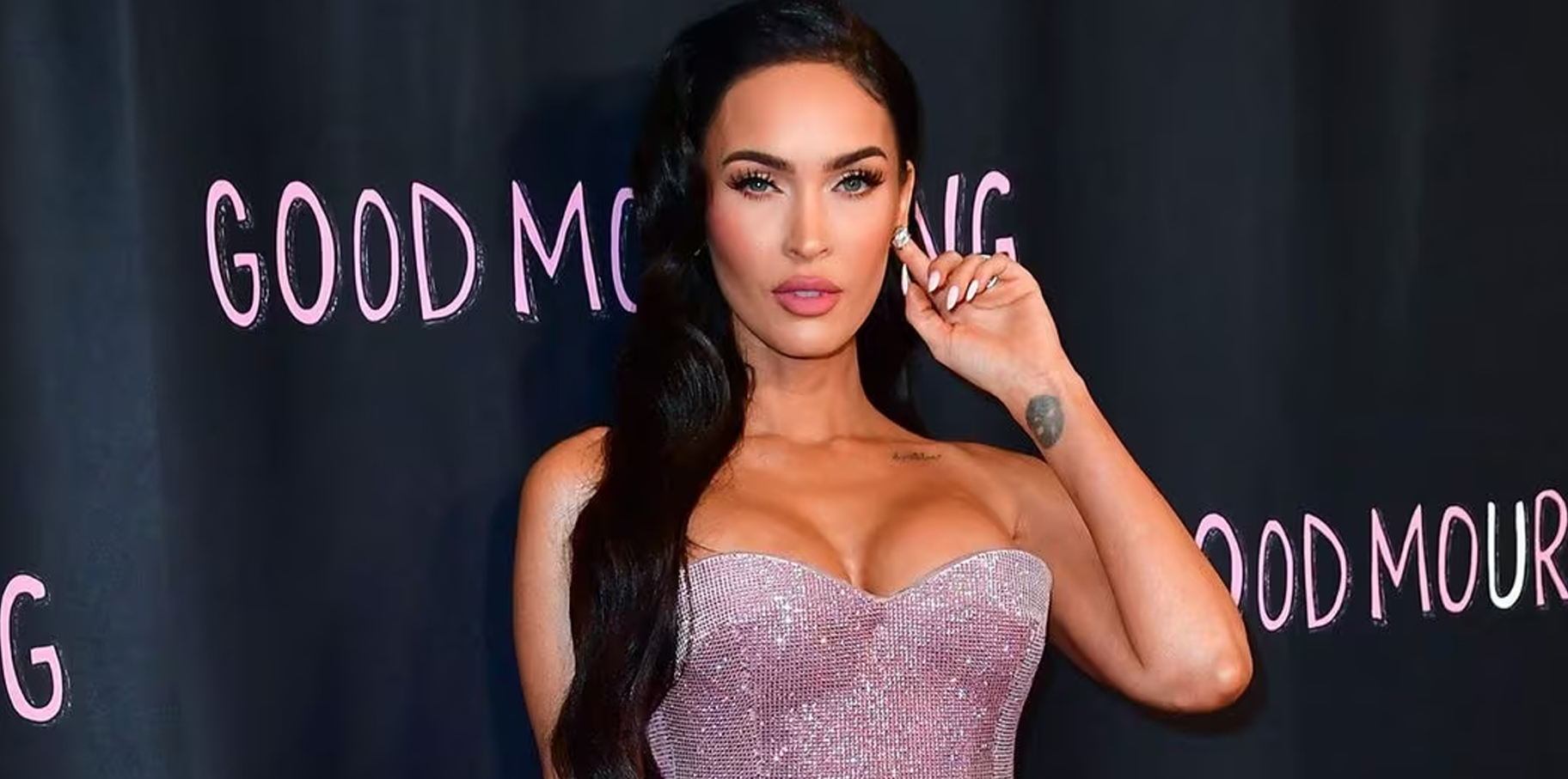 Megan Fox desata controversia en las redes sociales con su drástico cambio de imagen post thumbnail image