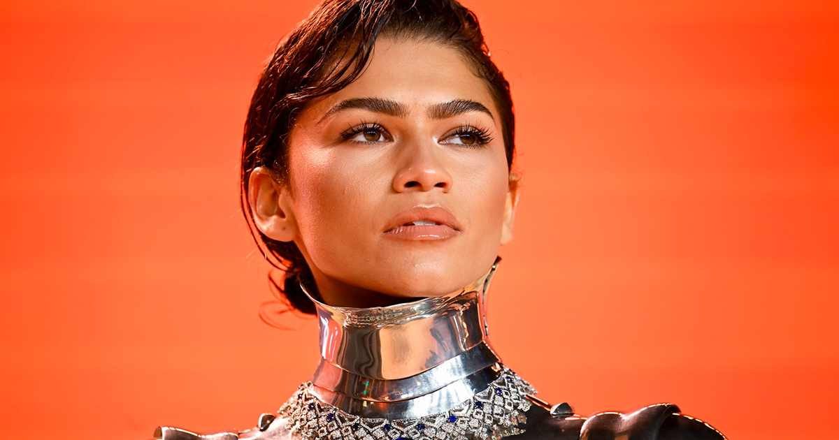 Zendaya deslumbra en la premiere de Dune con estilo androide de alta costura post thumbnail image