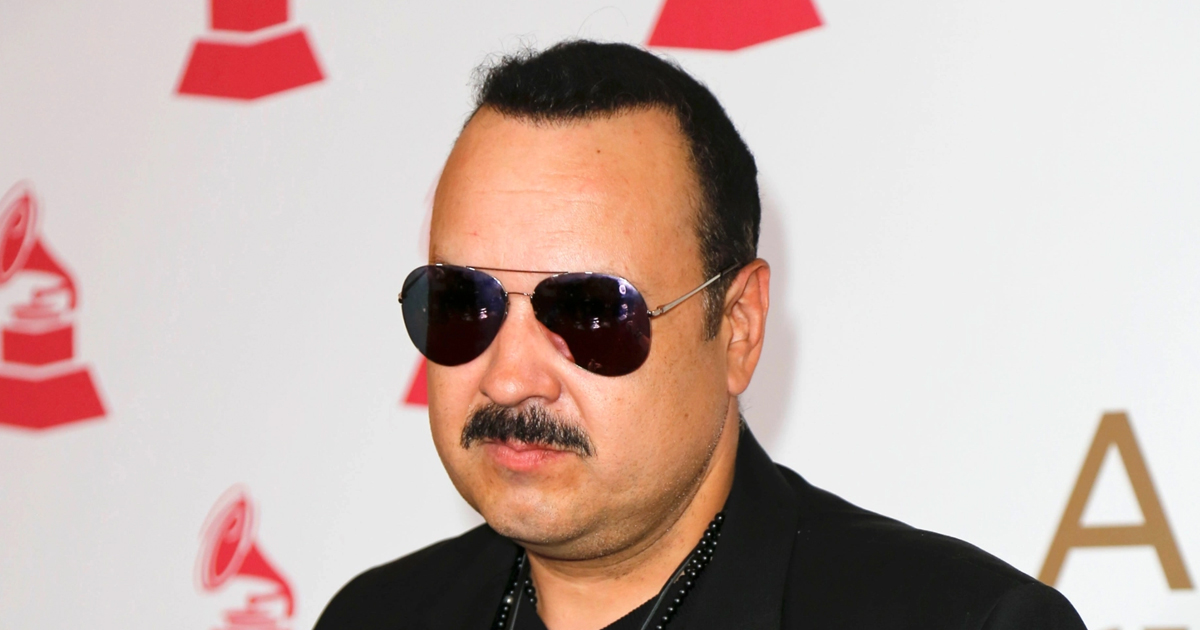 Pepe Aguilar asegura no abandonar el regional aunque “El reggaetón esta de moda” post thumbnail image