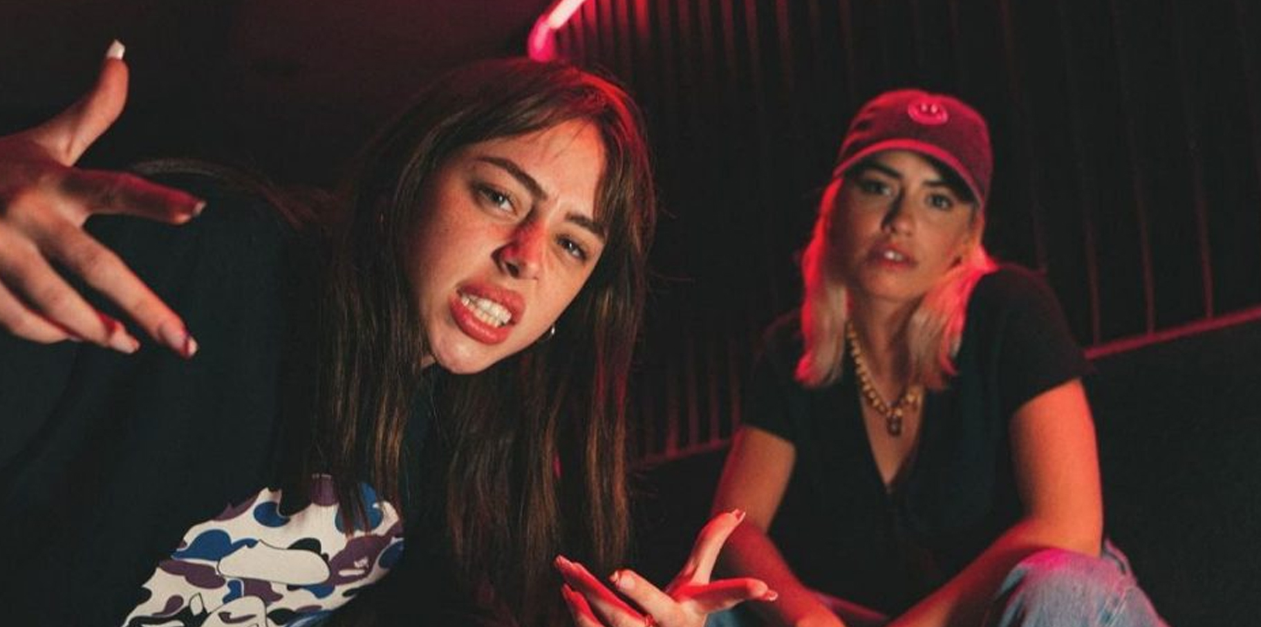 ¡Adios Peso Pluma! Nicki Nicole sorprende al besar a Lali Espósito en medio de su concierto (Video) post thumbnail image