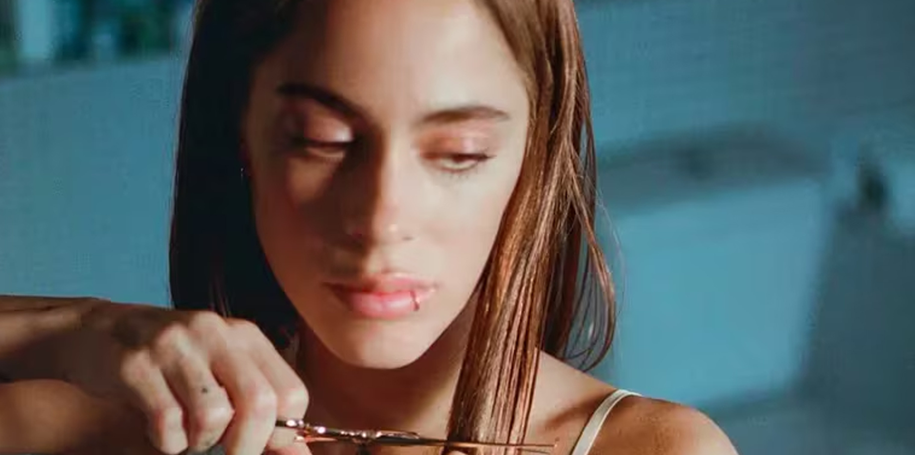 Critican a Tini en redes sociales por “Lucrar con la salud mental” en su nuevo álbum post thumbnail image