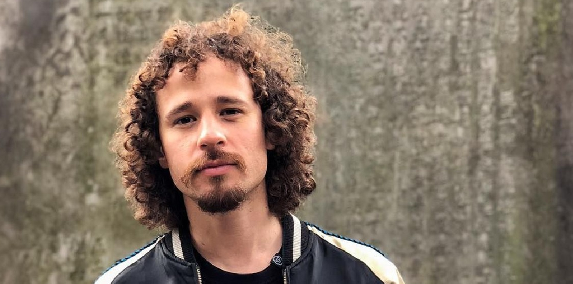 “Me encantaba Stephen King” Luisito Comunica revela su sueño antes de convertirse en youtuber post thumbnail image