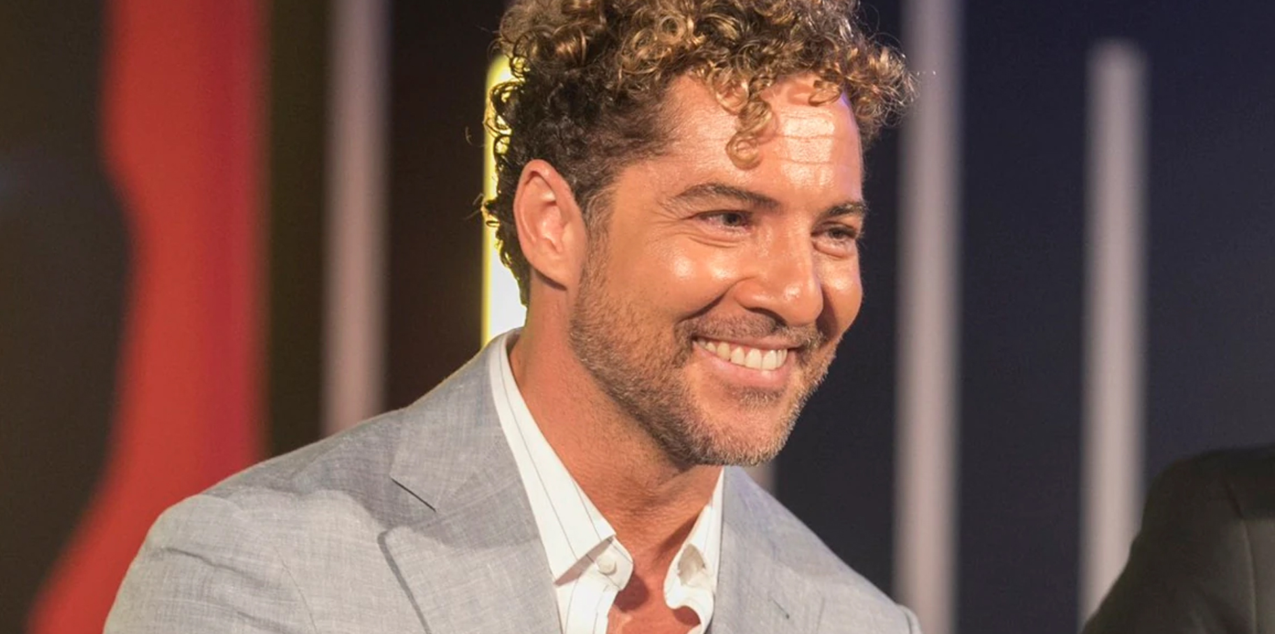 David Bisbal comparte tierno video con su hijo y las redes opinan post thumbnail image