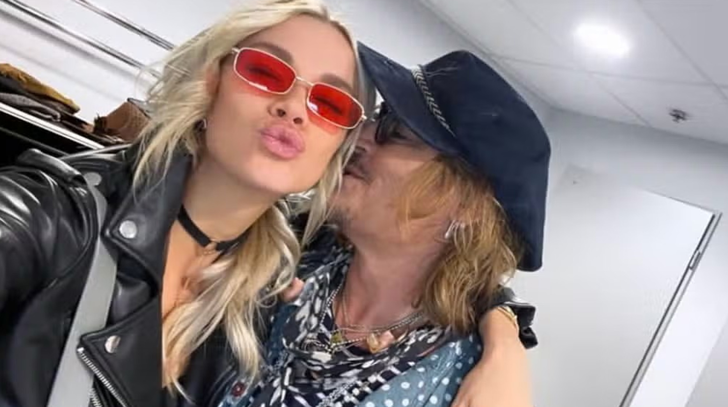 Yulia Vlasova, una modelo rusa de 28 años es la nueva novia de Johnny Depp post thumbnail image