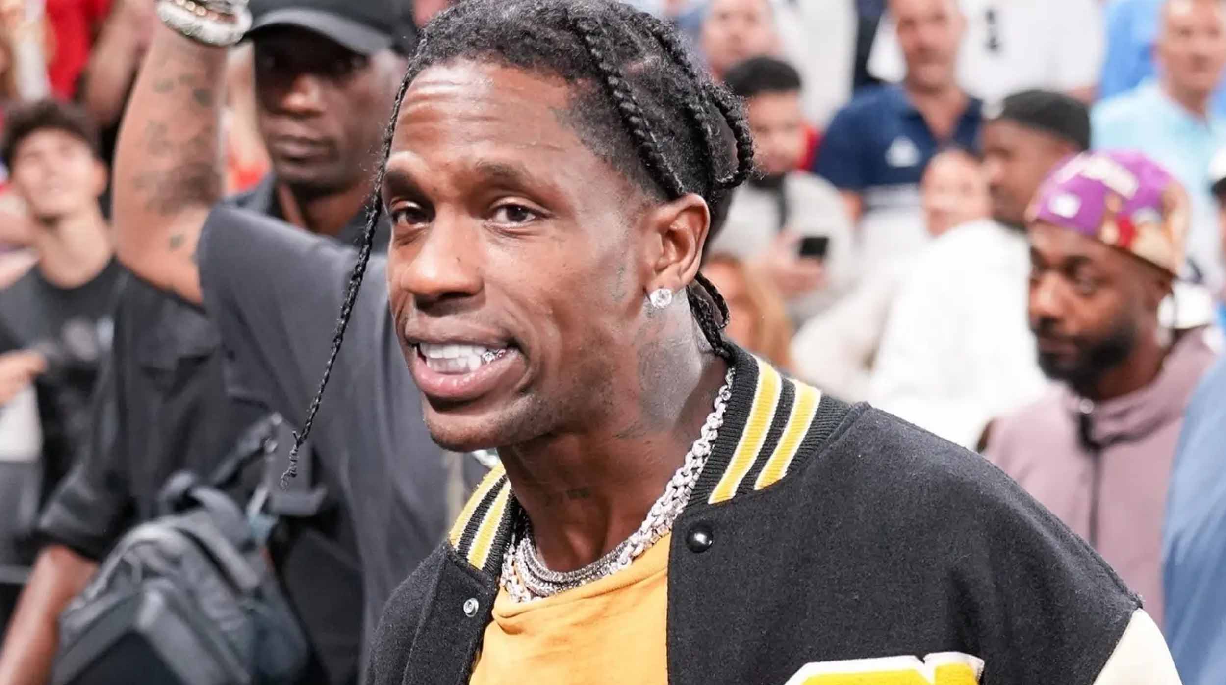 Detienen a Travis Scott en París por pelea en hotel post thumbnail image