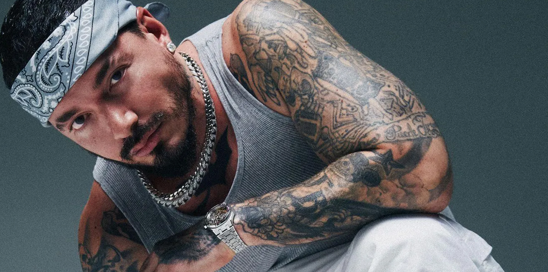 J Balvin se pasea por México con estilo y deja buena impresión durante la promoción de su nuevo disco “Rayo” post thumbnail image