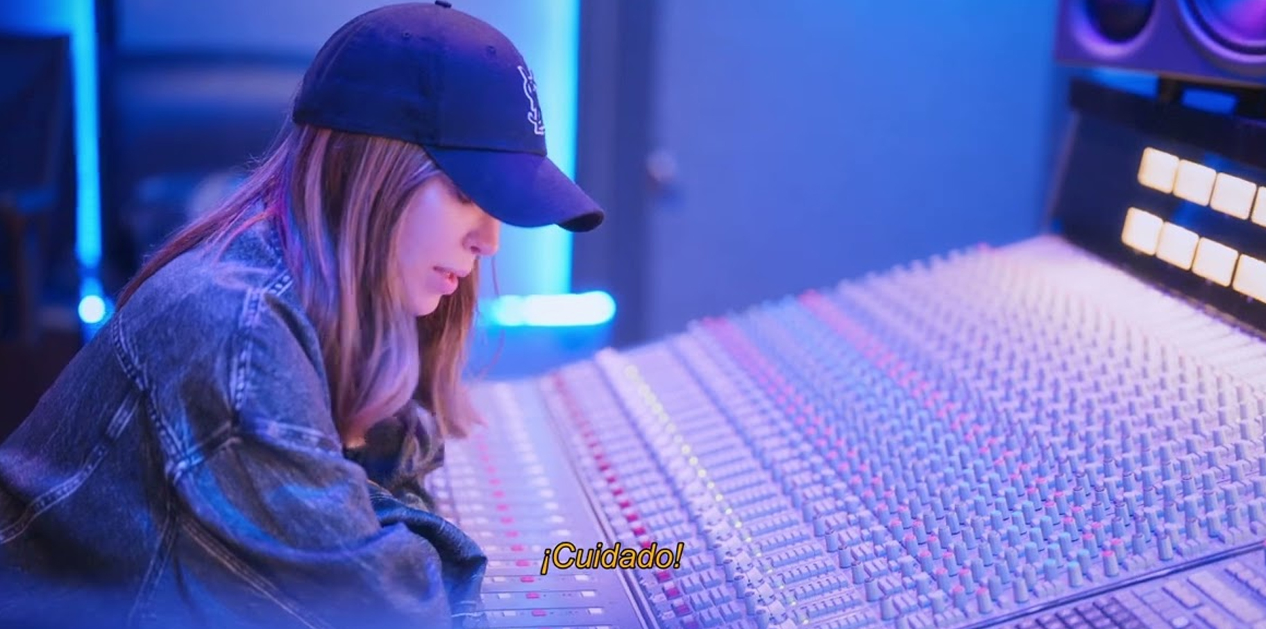 Belinda apuesta por el empoderamiento femenino en su nueva canción “La mala” post thumbnail image