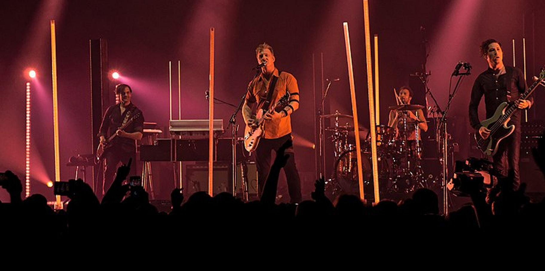 Queens of the Stone Age cancela fechas de su gira mundial por problemas de salud post thumbnail image
