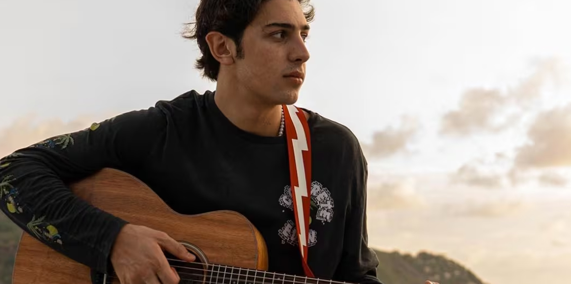 ¿Quién es Tony Mils? integrante de la familia Slim que se dedica a la música post thumbnail image