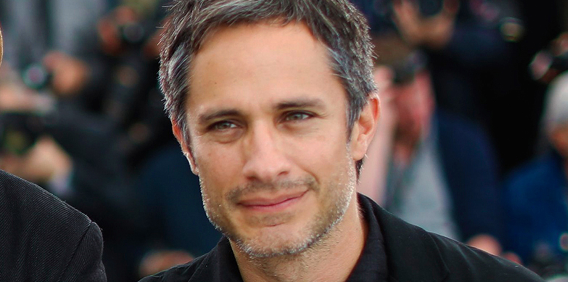 Gael García Bernal sorprende con un radical cambio de look y desata controversia en redes sociales post thumbnail image