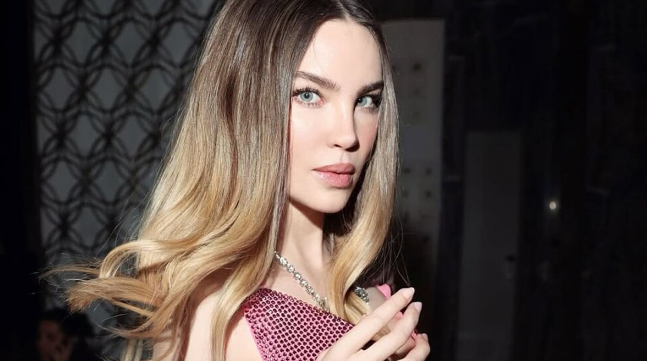 Acusan a Belinda de no pagar a sus colaboradores en proyectos musicales post thumbnail image