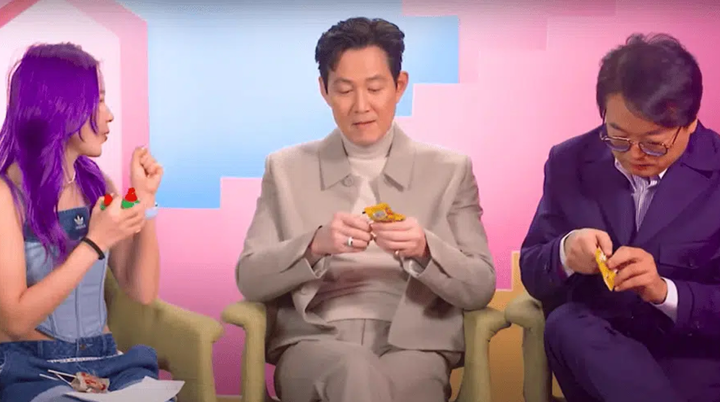 Actores de ‘El Juego del Calamar’ prueban dulces mexicanos y reaccionan sorprendidos (VIERNES) post thumbnail image
