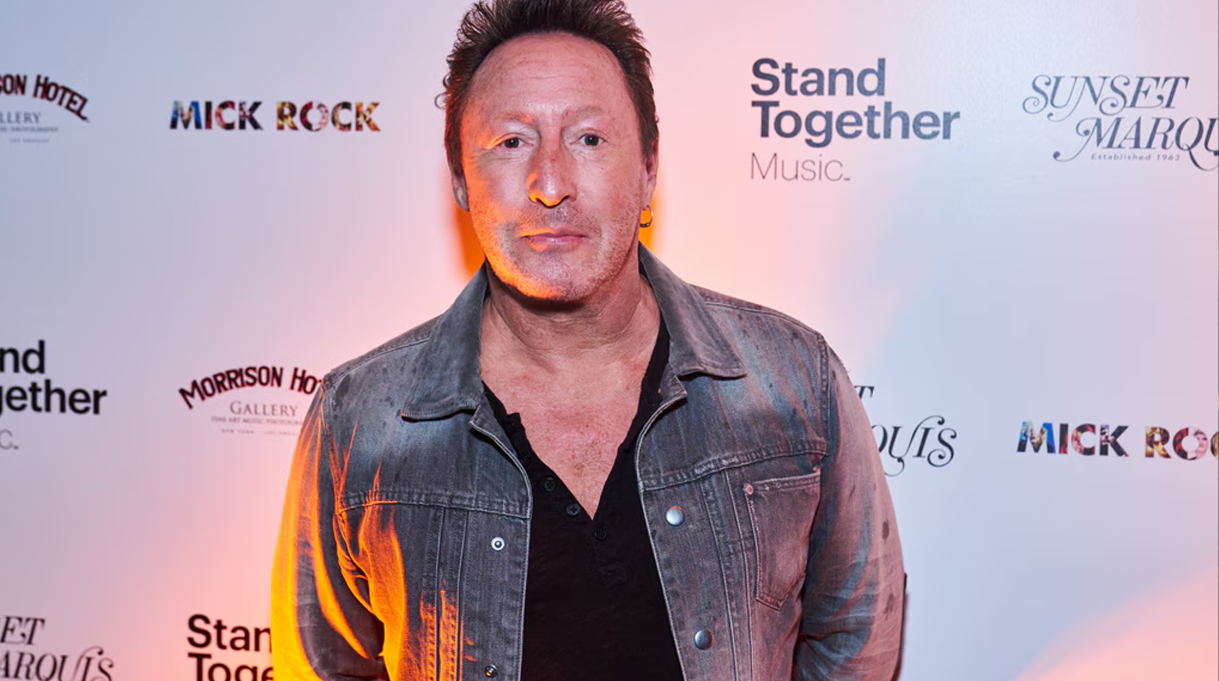 Julian Lennon enfrenta segunda lucha contra el cáncer tras cirugía urgente post thumbnail image