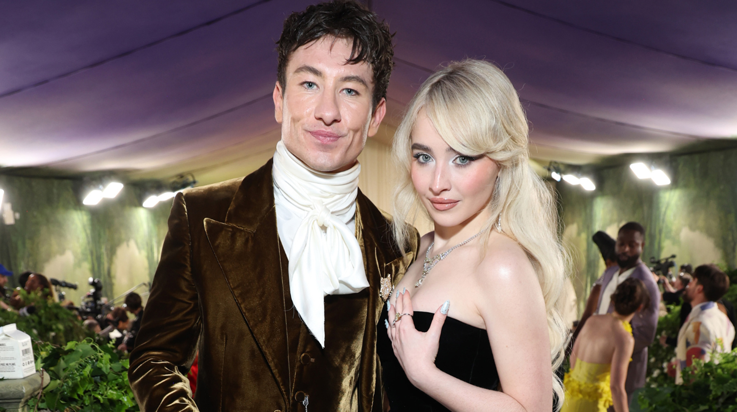 Sabrina Carpenter y Barry Keoghan ponen fin a su relación tras más de un año juntos post thumbnail image