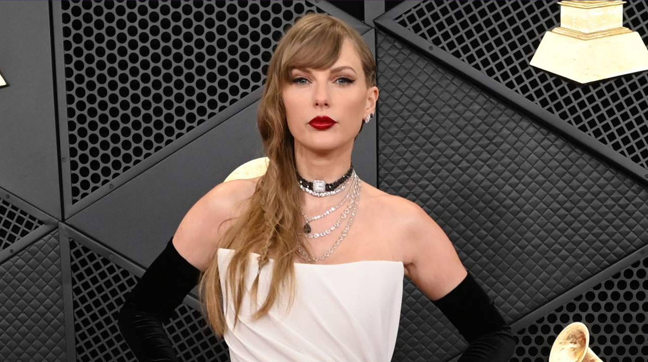 Taylor Swift conquista Spotify en 2024 como la artista más escuchada del año post thumbnail image