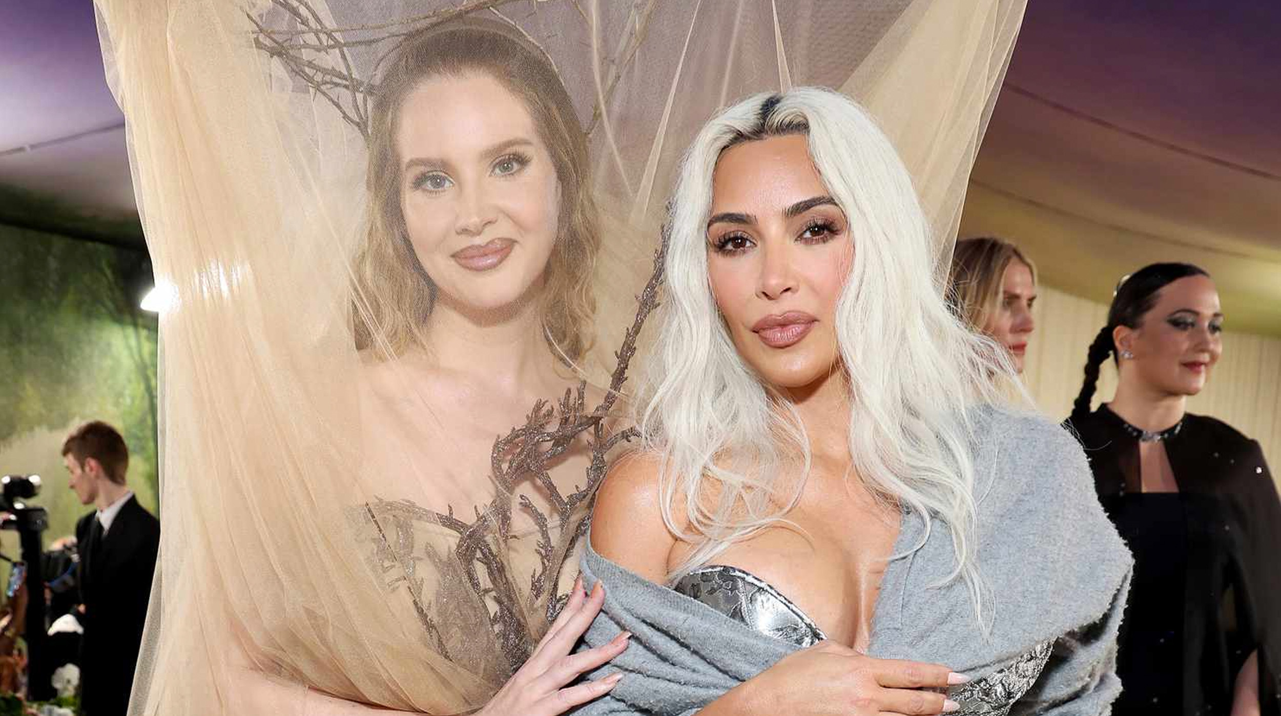 Kim Kardashian vs. Lana del Rey: ¿Una demanda millonaria por un mal hashtag? post thumbnail image