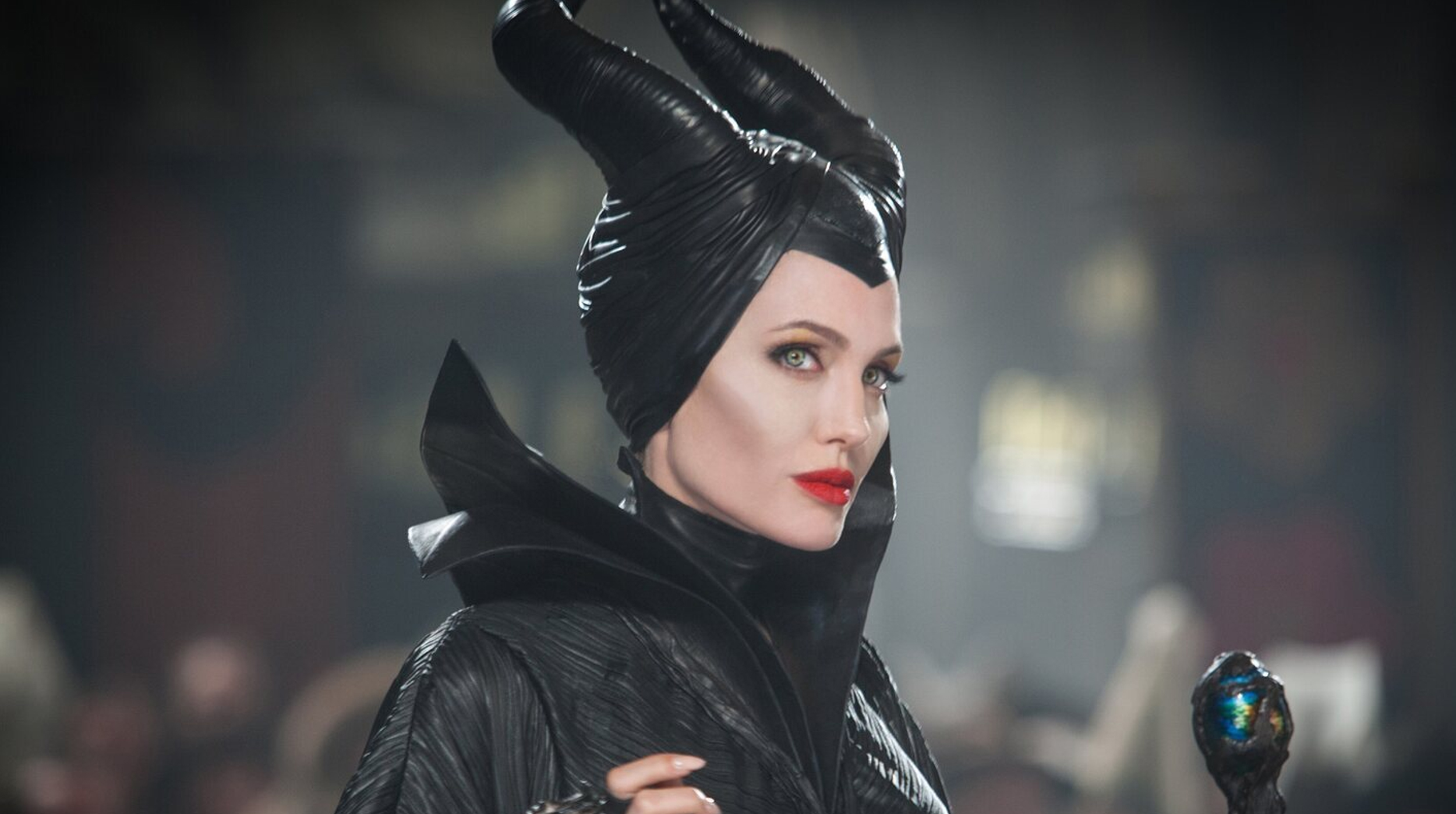 ¡Confirmado! Comienza el desarrollo de Maléfica 3 con Angelina Jolie post thumbnail image