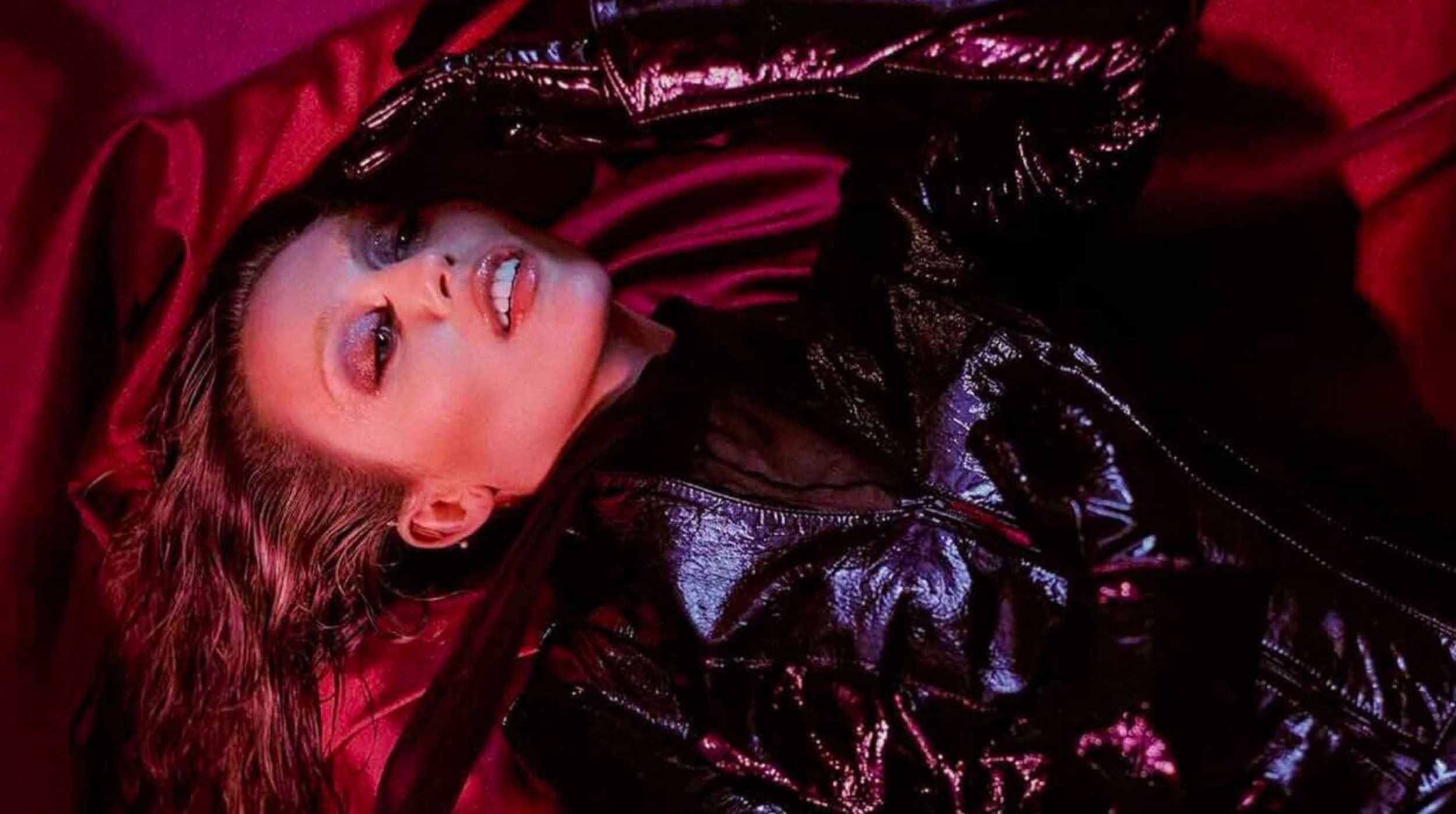 Miley Cyrus Marca una Nueva Era en 2025 con ‘Prelude’ y ‘Something Beautiful’ post thumbnail image