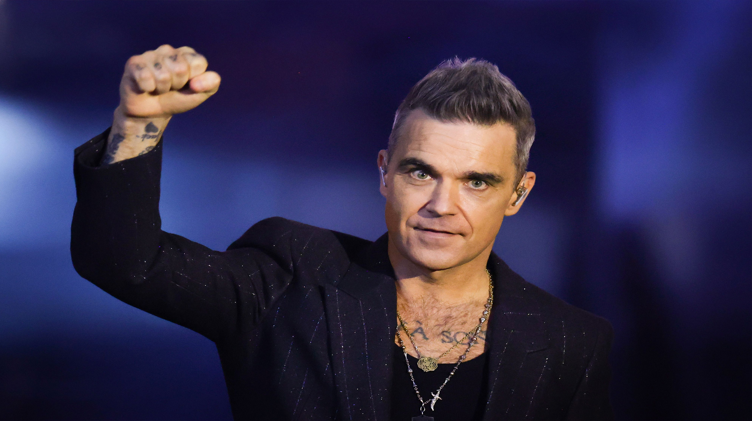 Robbie Williams trató de ser un “better man”, pero la fama lo rebasó: “No son fans míos, son fans de la fama” post thumbnail image