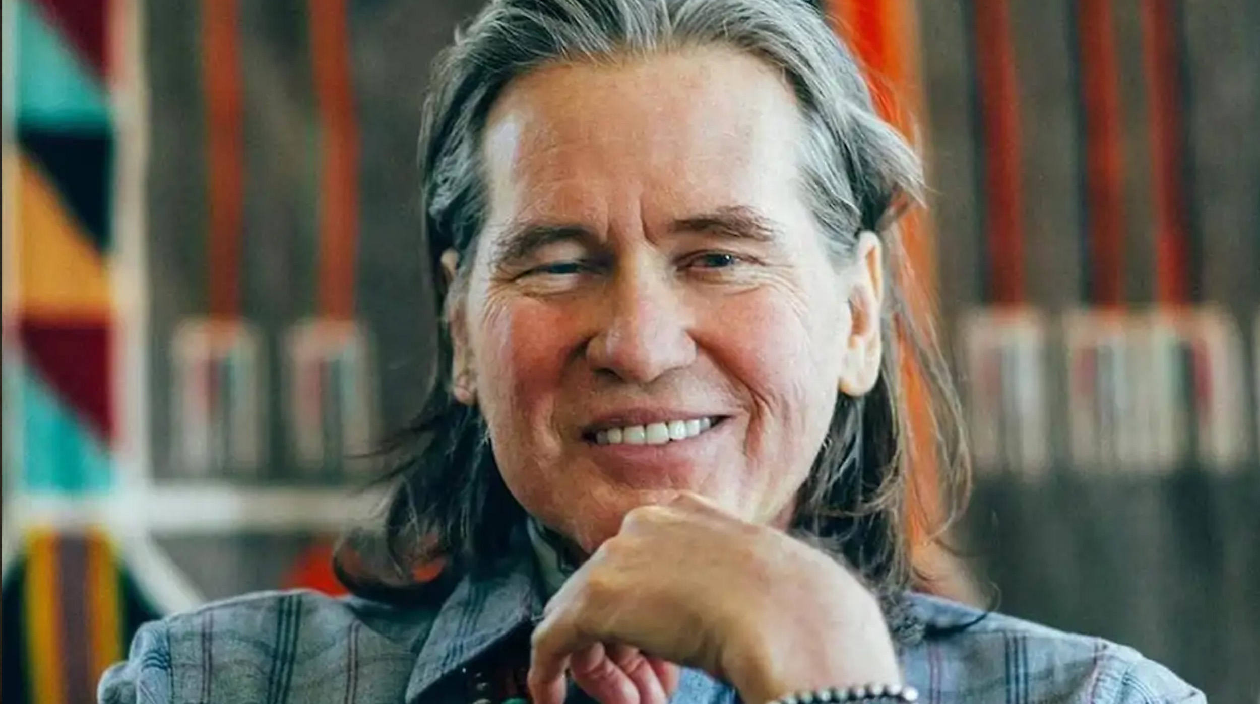 Adiós, Val Kilmer: Celebrando a la Leyenda con una Sonrisa post thumbnail image