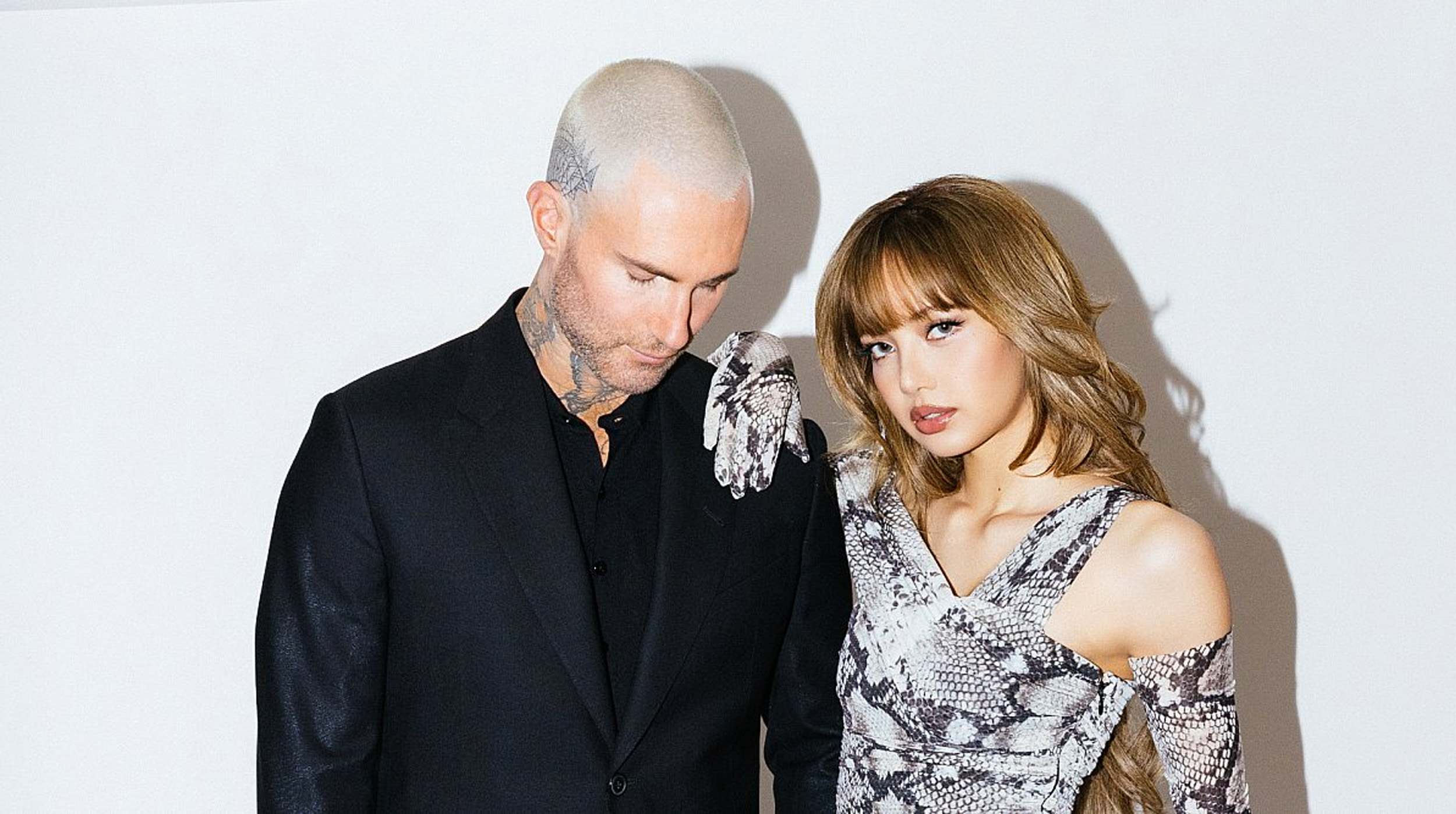 🎶 Maroon 5 y Lisa de BLACKPINK unen fuerzas en “Priceless” post thumbnail image