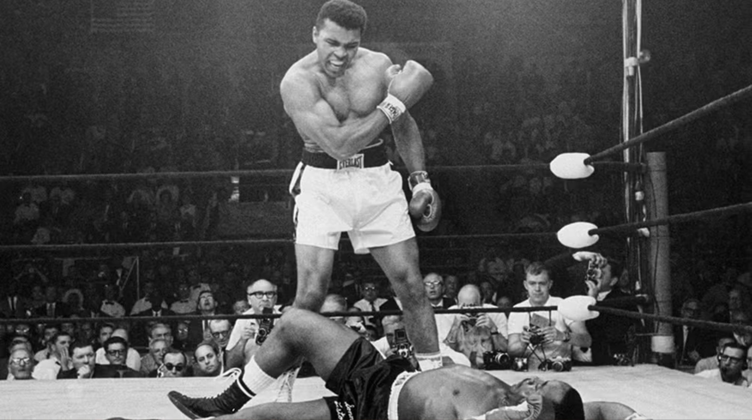 🥊 Muhammad Ali: el boxeador que volaba como mariposa y picaba como abeja 🐝✨ post thumbnail image