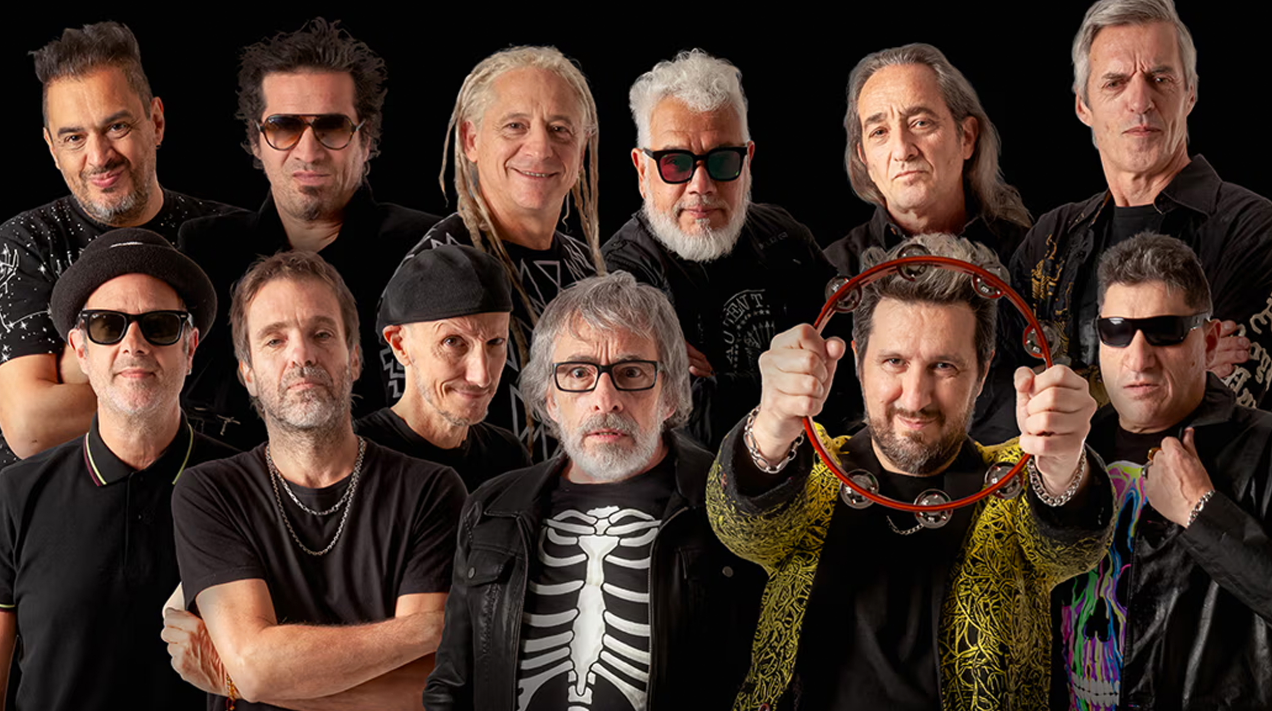 Los Auténticos Decadentes, los reyes del desorden emocional con ritmo bailable post thumbnail image