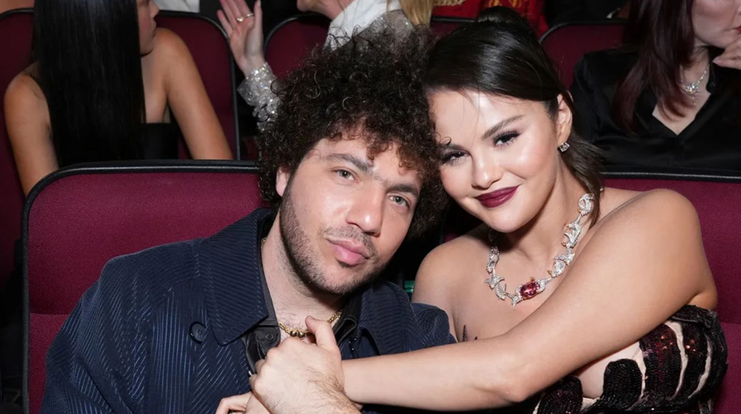 La boda de Selena Gomez y Benny Blanco Fecha, invitados y secretos de la celebración post thumbnail image