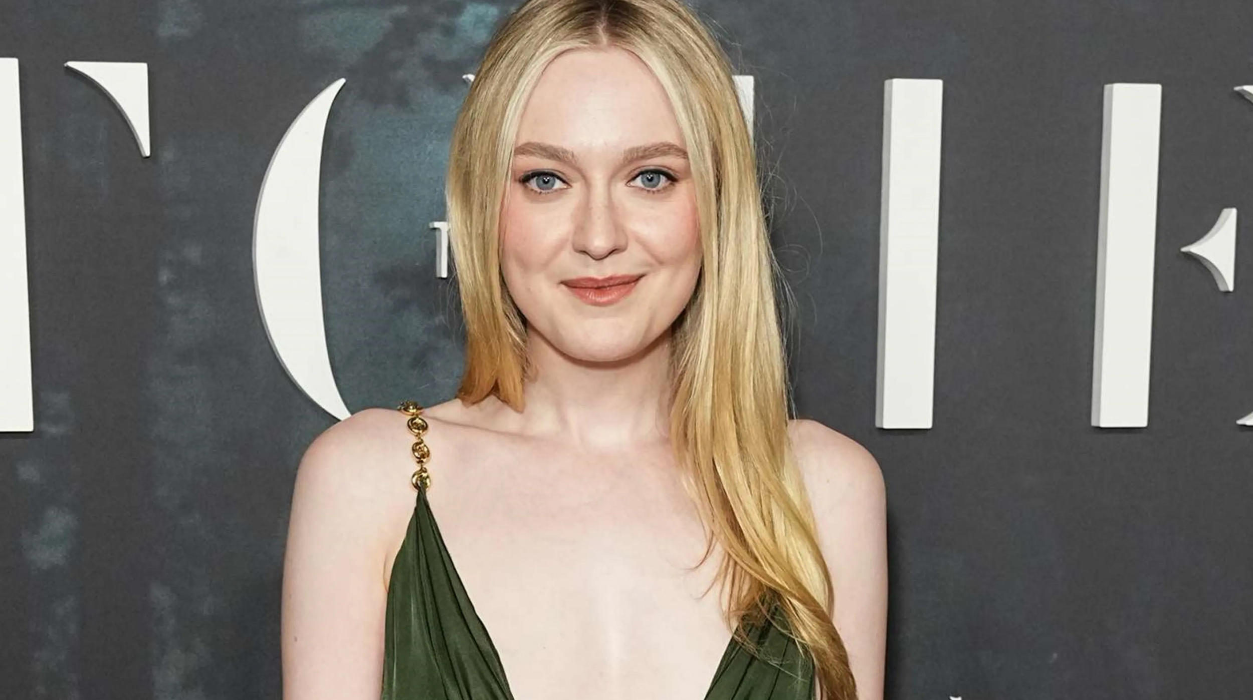 “Vicious” lo que sabemos de la nueva película de terror con Dakota Fanning post thumbnail image