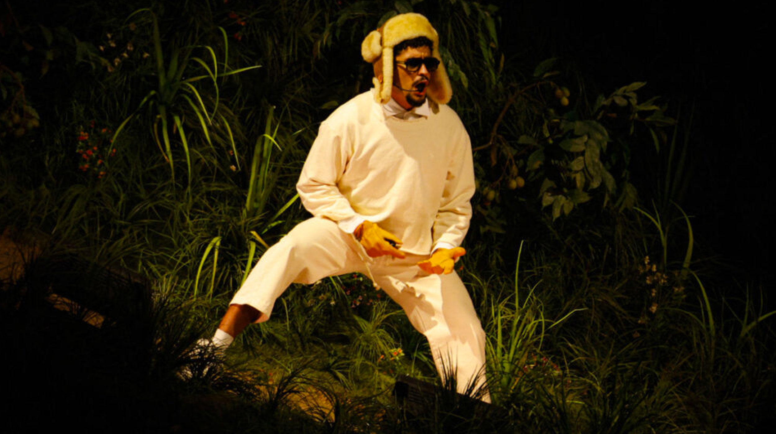 Bad Bunny sigue el show pese a lesionarse en pleno concierto post thumbnail image