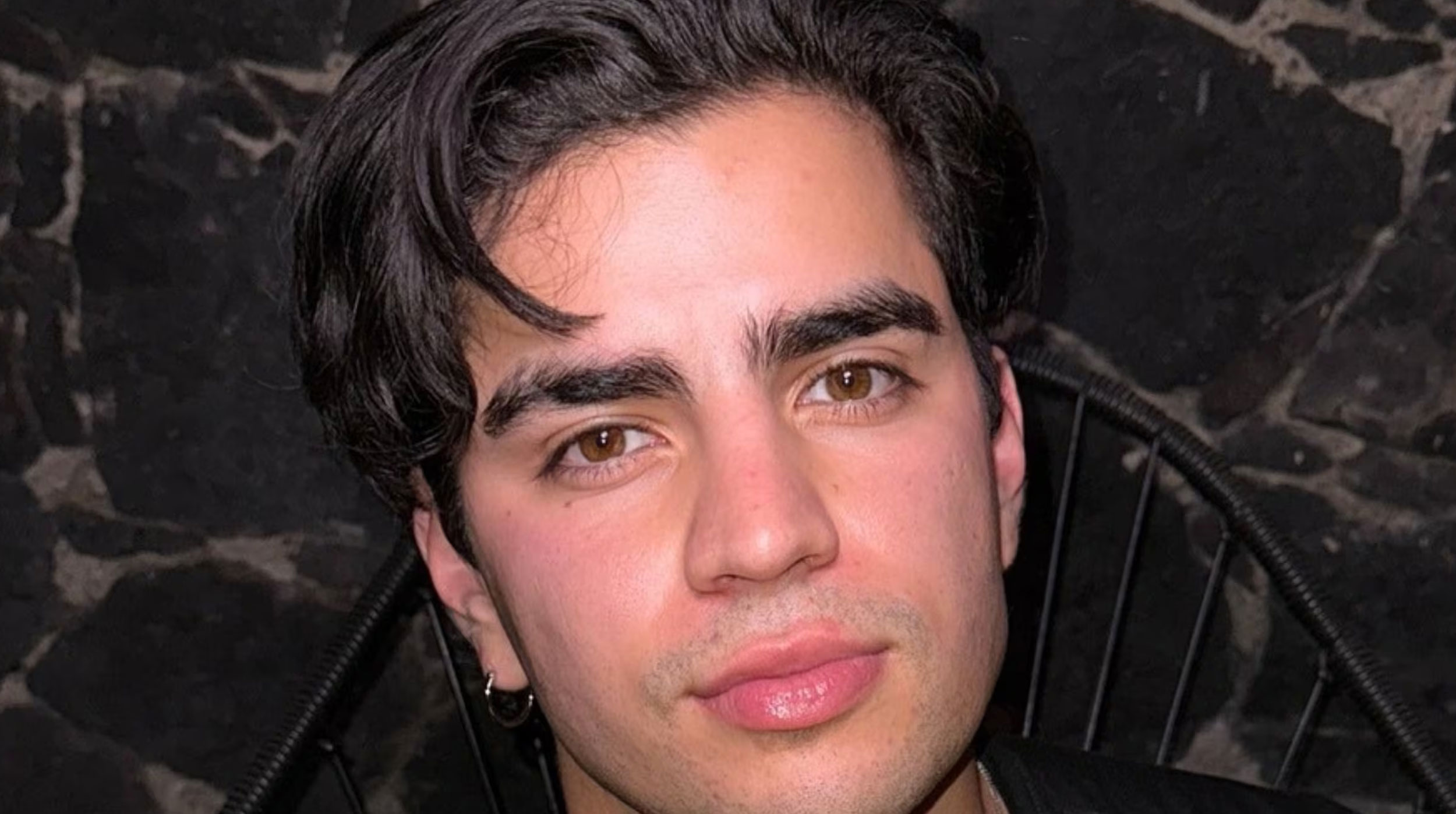 Aarón Mercury rechaza fraude tras su salida de “La Casa de los Famosos” post thumbnail image