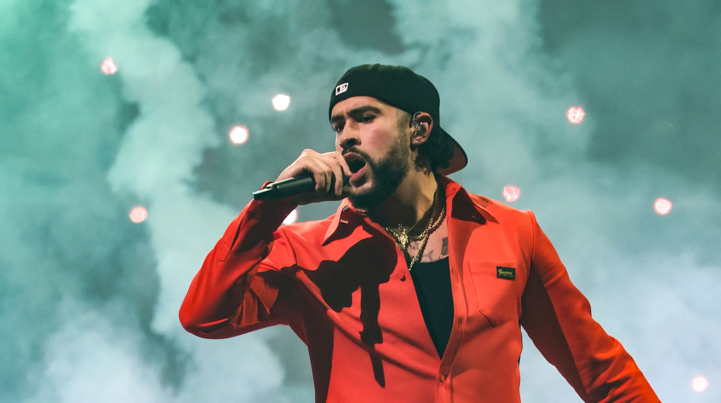 Billboard nombra a Bad Bunny el máximo artista latino del siglo XXI post thumbnail image