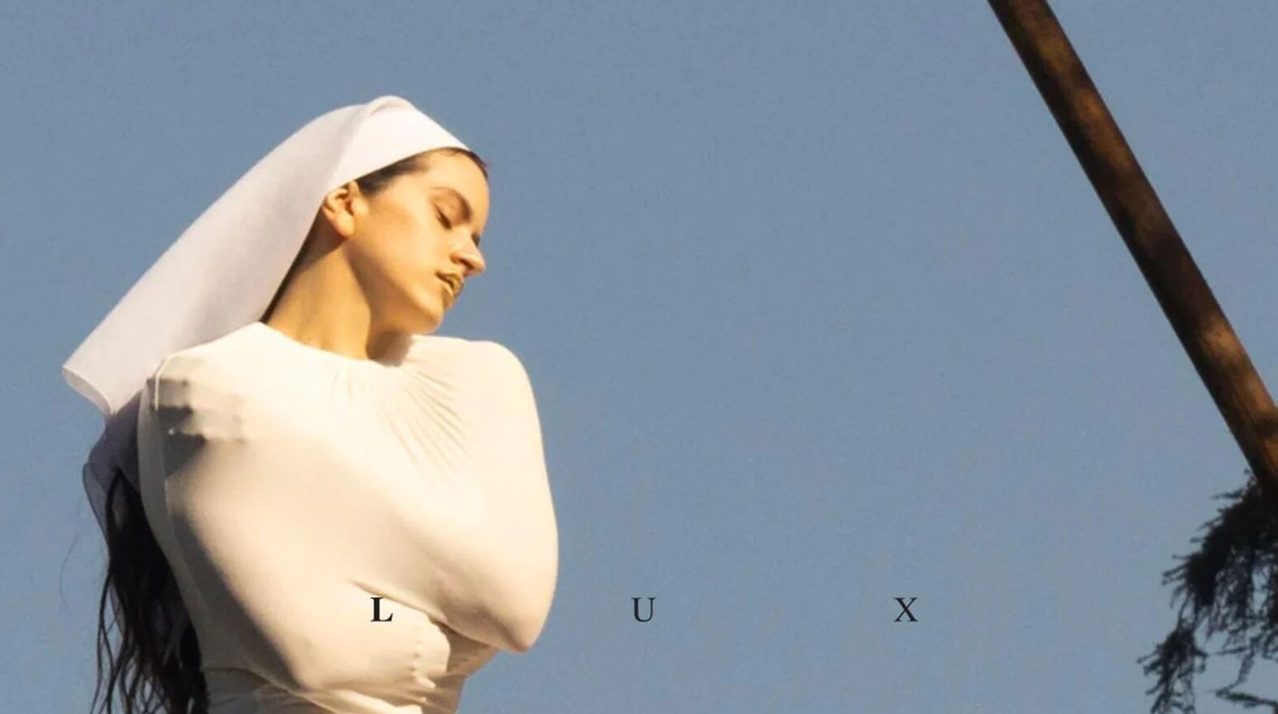 Rosalía presentará su nuevo disco “LUX” en un concierto exclusivo en Valencia post thumbnail image