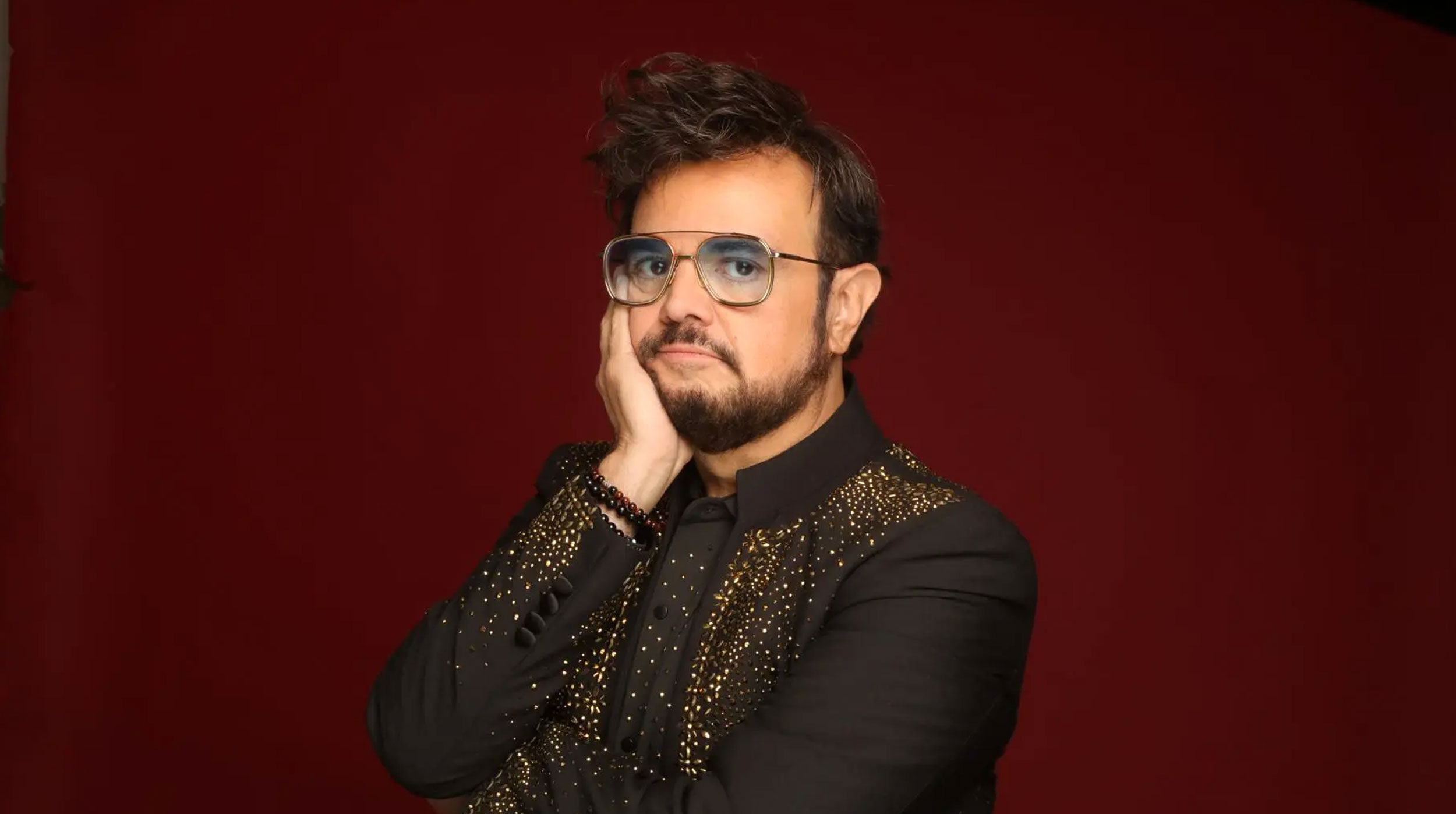 Aleks Syntek anuncia retiro temporal y crecen rumores de divorcio post thumbnail image