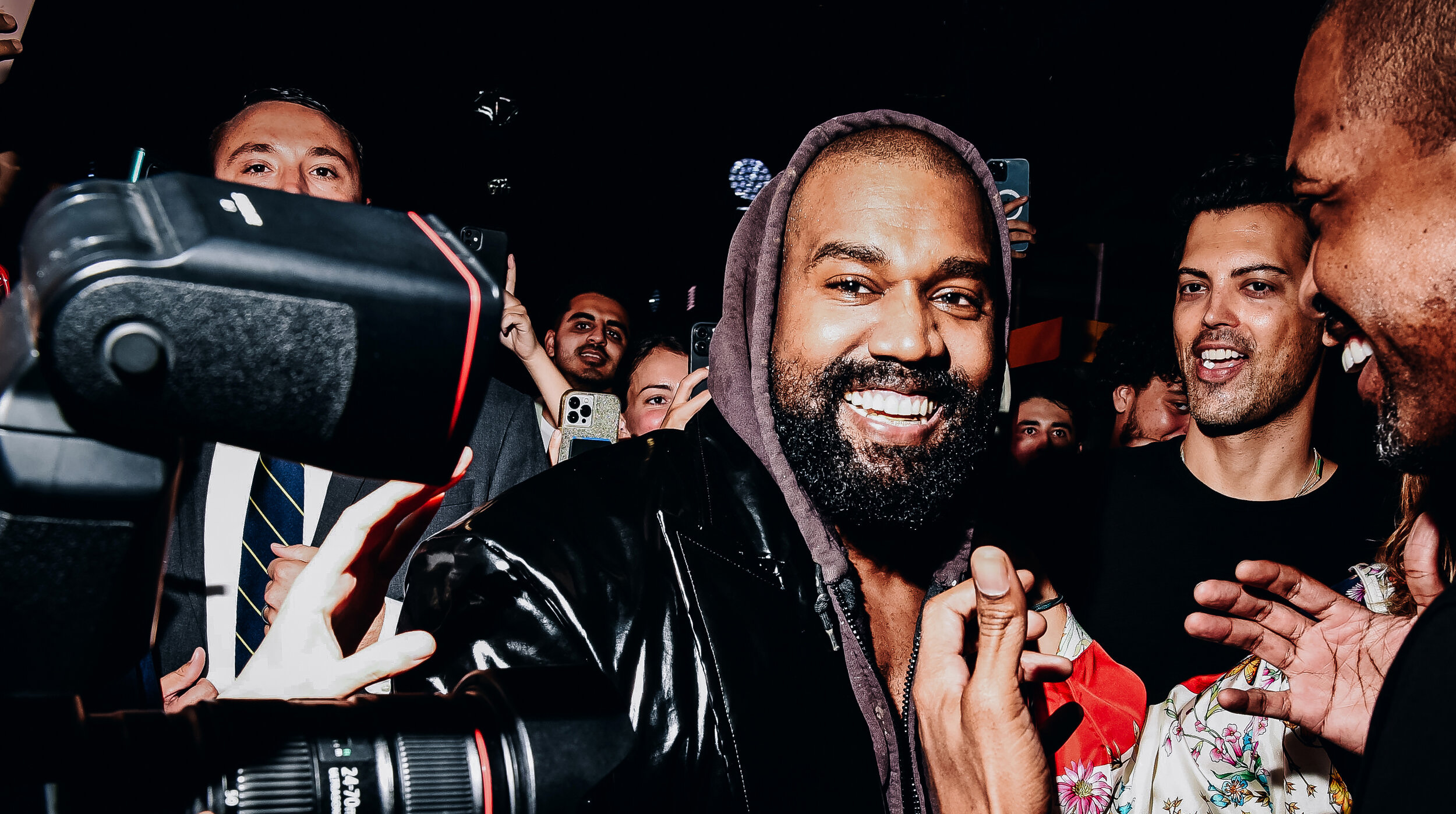 ¿Cuándo y a qué hora ver el concierto de Kanye West en México por ViX Premium? post thumbnail image