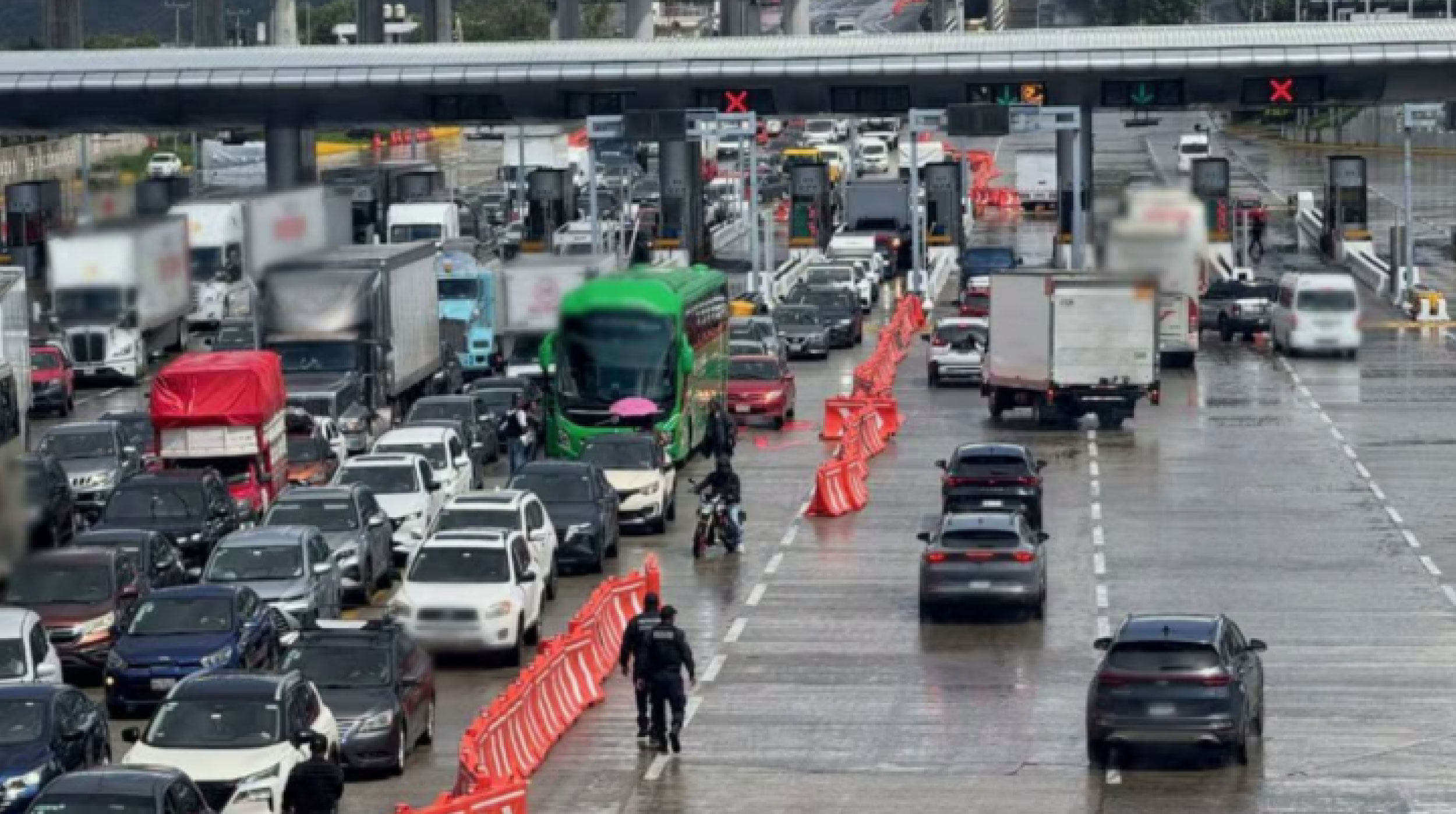 ¿Viajarás mañana? Esto sabemos sobre el mega bloqueo de transportistas post thumbnail image