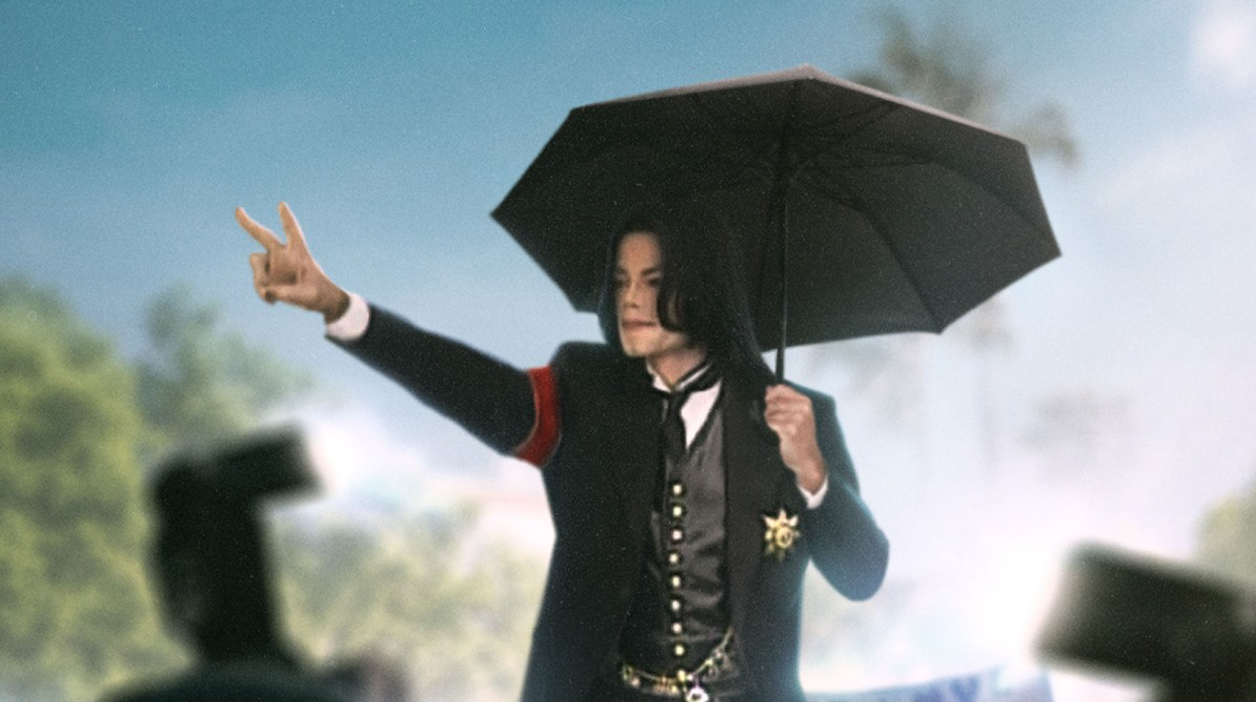 Perspectivas del ‘Rey del Pop’: Los documentales esenciales para entender la complejidad de Michael Jackson post thumbnail image